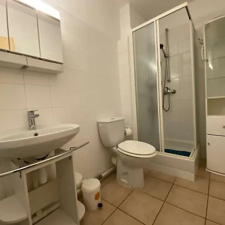 Holiday home Maison Proche Grazel, 4 Couchages, Terrasse, Parking, A 4 Min Des Commerces - Fr-1-229-813 *