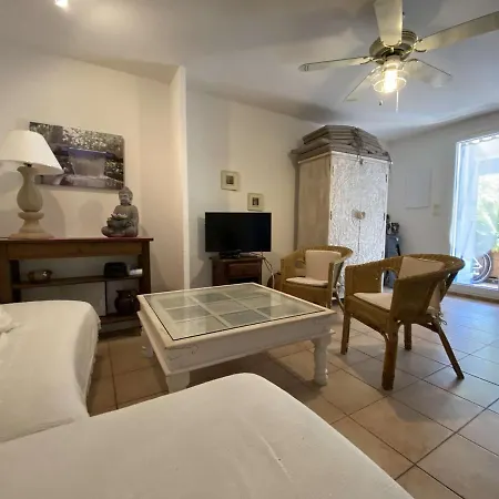 Maison Proche Grazel, 4 Couchages, Terrasse, Parking, A 4 Min Des Commerces - Fr-1-229-813 Holiday home Gruissan